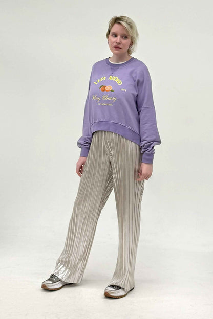 VERY AuDHD - Oversized Crew Neck Sweatshirt in Lilac